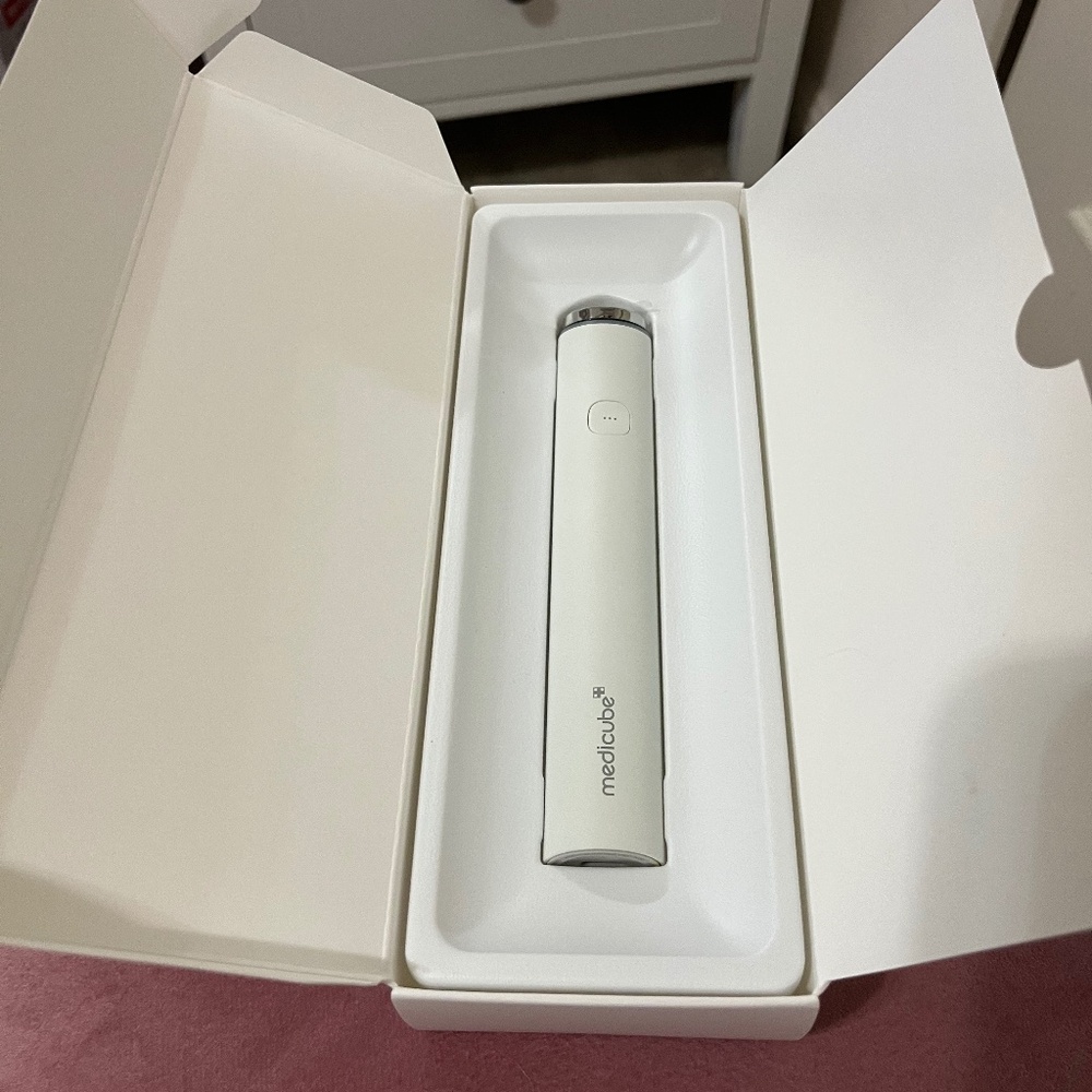 New Medicube Mini Booster Pro
